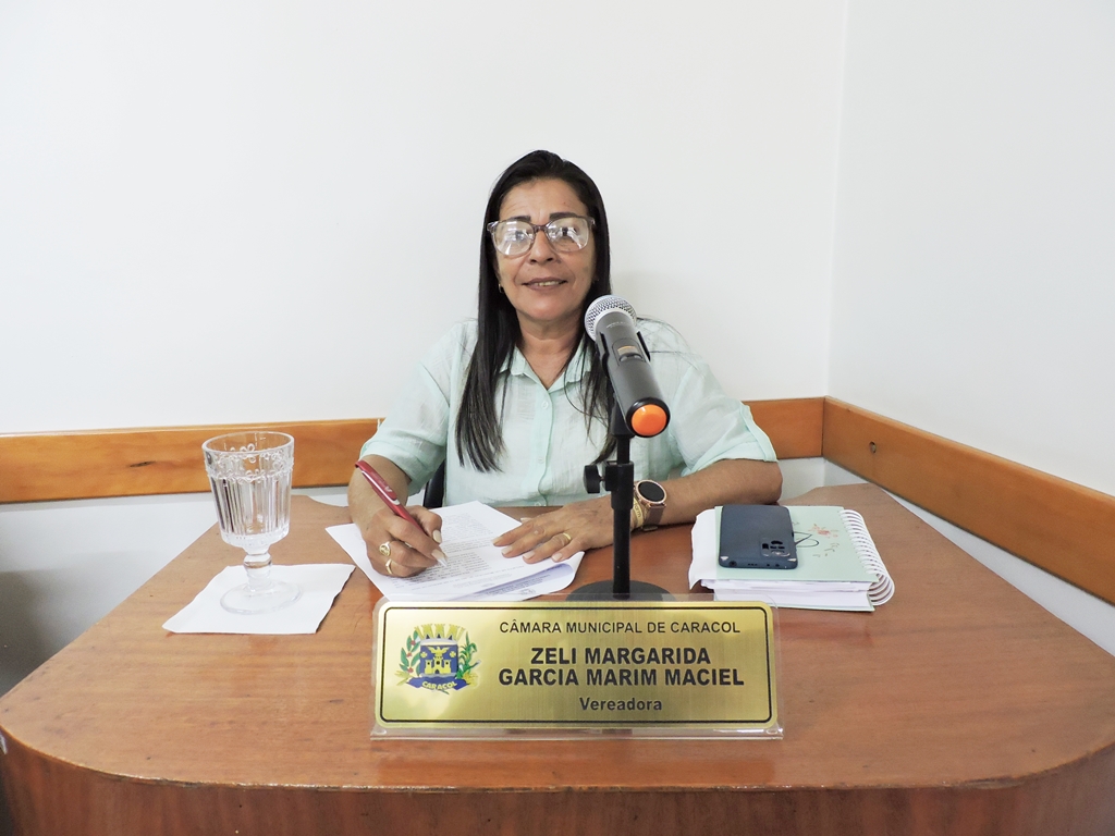 Vereadora Zeli Garcia apresenta indicações para melhoria visual e preservação cultural em Caracol