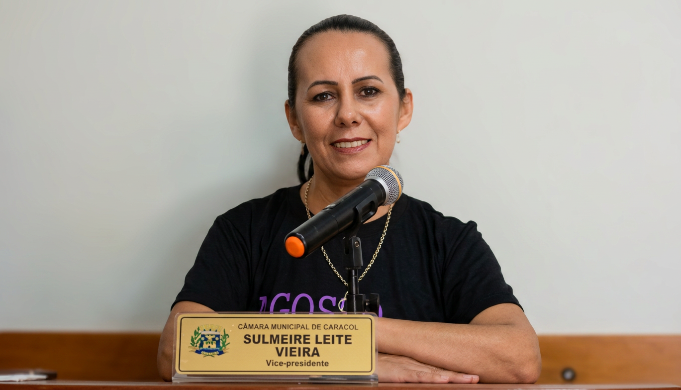 Vereadora Meire Leite busca esclarecimentos sobre prazos para água e energia nas novas casas populares e destaca empenho do Executivo